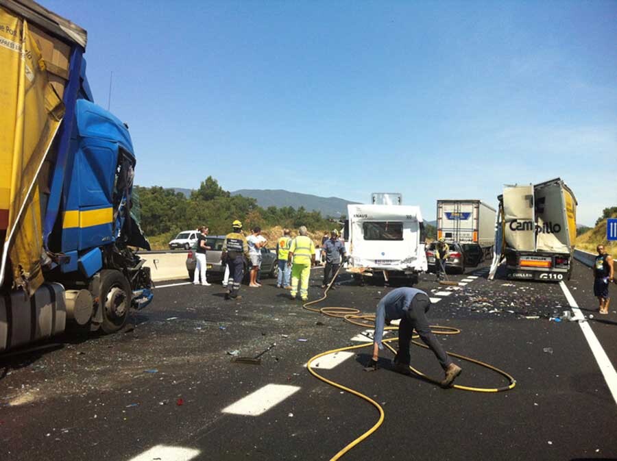 Autopista-ap7-la%20jonquera-accident-ist