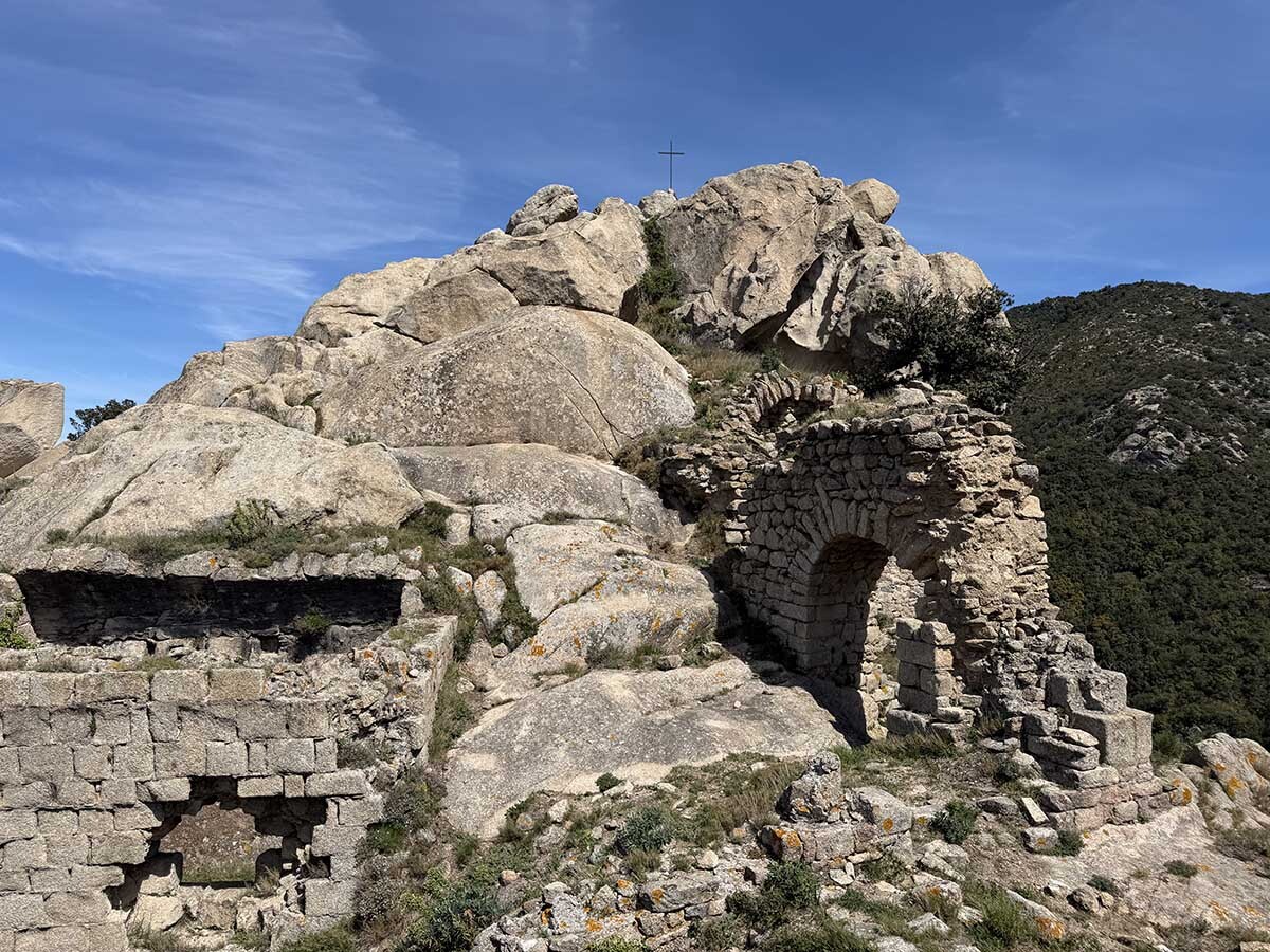 castell%20de%20rocaberi-la%20creu-la%20jonquera-18042026-ist