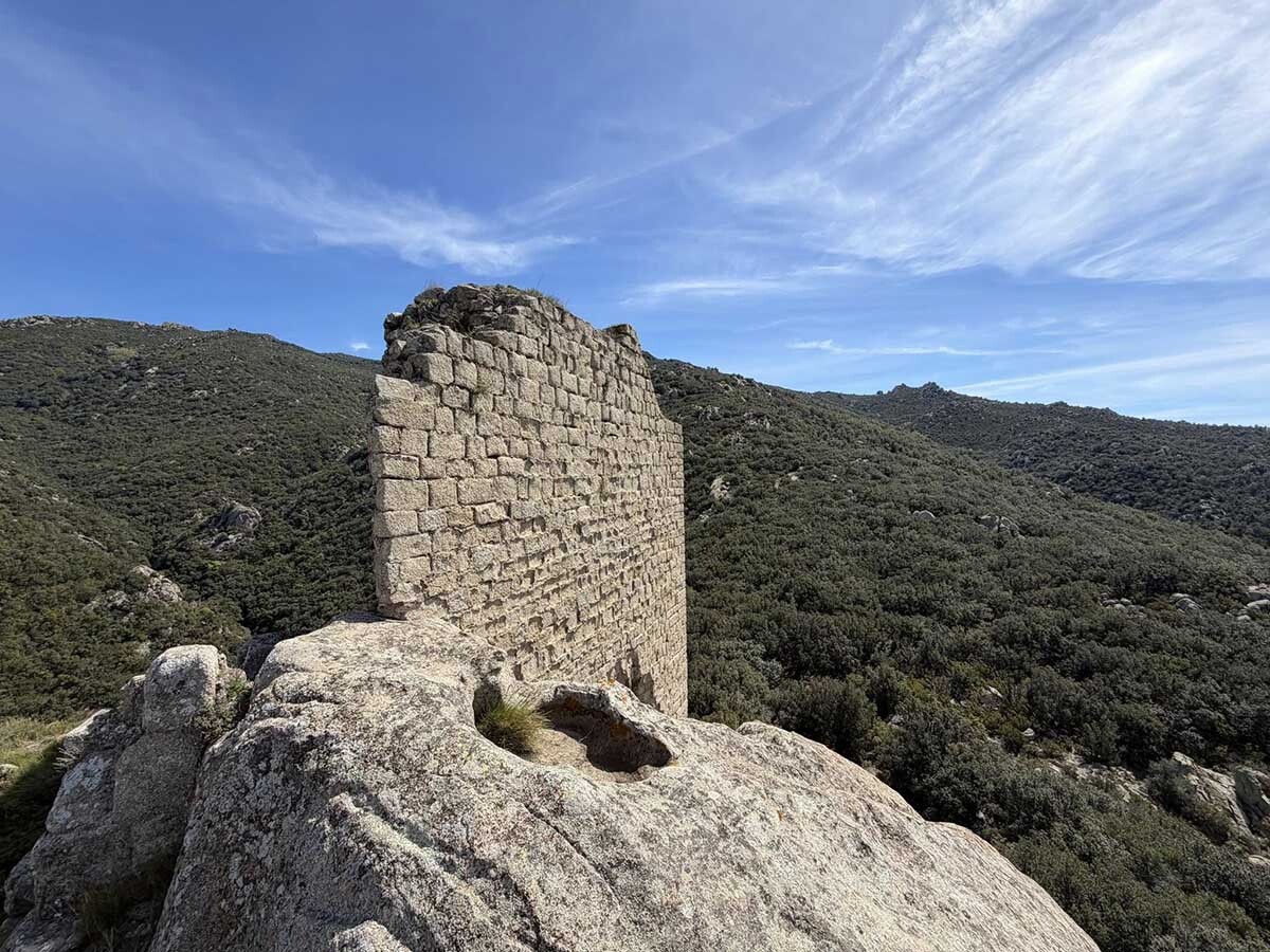 mur%20castell%20de%20rocaberti-la%20jonquera-18042026-ist