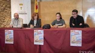 Ahir al matí es va fer la presentació oficial als Porxos de Can Laporta