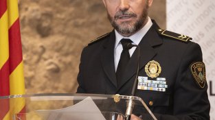 Polítics, agents de seguretat, empresaris i veïns van assistir a la presentació oficial