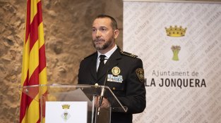 Polítics, agents de seguretat, empresaris i veïns van assistir a la presentació oficial