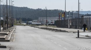 Els carrers i carreteres continuen força deserts