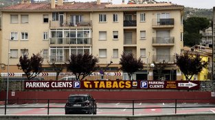 Molts comerços han hagut de tancar