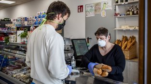 La vida confinada en una botiga