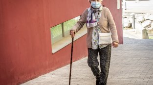 Des de dissabte es pot sortir a passejar o a fer esport de manera individual