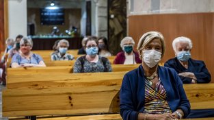 Ahir mossèn Jhon va oficiar una missa molt especial