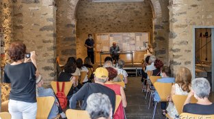 L'acte es va fer respectant les mesures de seguretat