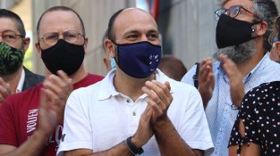 Unes 200 persones els van donar suport a davant dels jutjats