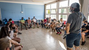 El personal docent va guiar l'alumnat tot el dia