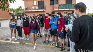 El personal docent va guiar l'alumnat tot el dia