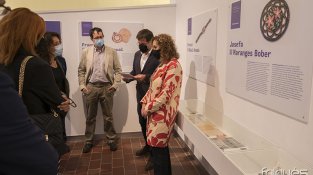La mostra inclou joies, claus, carteres o fotos, entre d'altres objectes