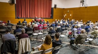 L'acte va tenir una gran afluència de públic