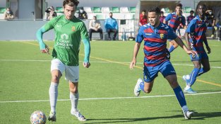 El partit va estar marcat pel vent