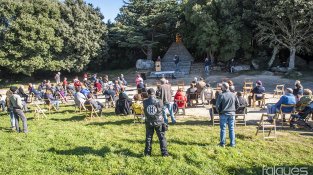 La trobada del coll de Manrella, en imatges