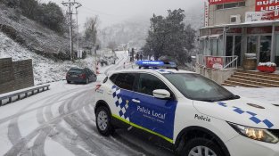 Poca neu però molt de col·lapse, aquest matí, a la Jonquera