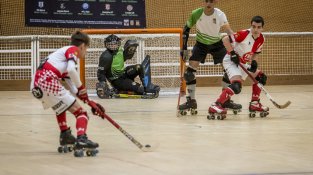 Els nois van disputar el primer partit de la represa a la Jonquera