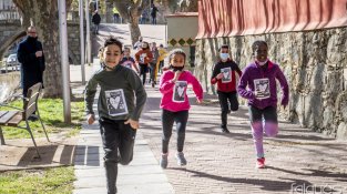 Hi van participar alumnes de l'escola, i també de l'institut