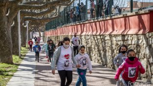 Hi van participar alumnes de l'escola, i també de l'institut