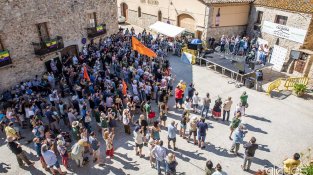 Veïns i institucions de l'Alt Empordà protesten contra els projectes eòlics "desproporcionats i especulatius" a l'Albera