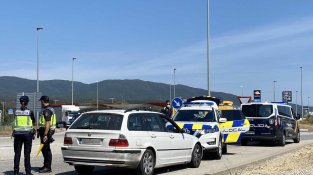 Les unitats d'estrangeria han arrestat 1.285 persones a les fronteres per infringir la llei d'estrangeria