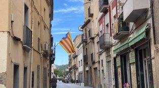 Una imatge del carrer Major de la Jonquera