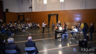 Concert i xocolatada per donar la benvinguda a les festes de Nadal amb l'encesa de l'enllumenat