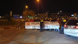 Ahir hi van participar mig centenar de persones