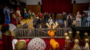 Els infants no van poder tocar els Reis, però sí fer-s'hi fotos