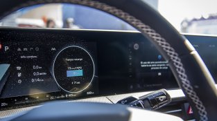 Diverses autoritats van assistir a la inauguració del 'hub', ahir al matí