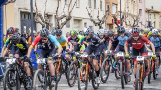 Els participants es van trobar un terreny molt enfangat