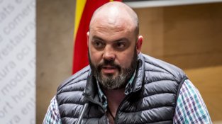 Les trobades es fan als Porxos de Can Laporta