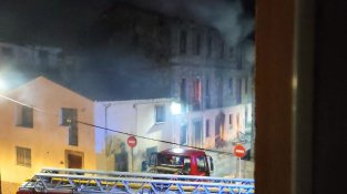 Les flames es van apagar cap a les dues