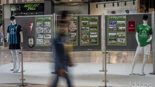 L'exposició inclou fotos de diverses èpoques