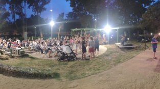 El concert d'ahir va anar a càrrec de Toni Cayena (cliqueu per ampliar)