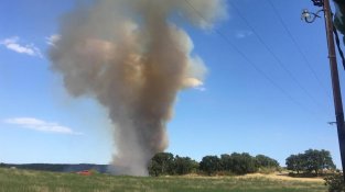 El foc ha posat en alerta tots els efectius