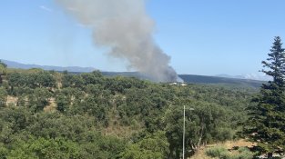El foc ha posat en alerta tots els efectius