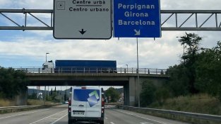 Mor un vianant atropellat a l’N-II a la Jonquera i detenen el conductor per fugir del lloc de l’accident