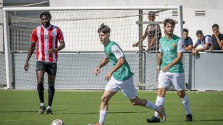 La nova victòria de la UE La Jonquera davant l'UE Porqueres, en imatges