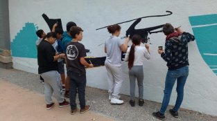 La creació ja engalana el pont