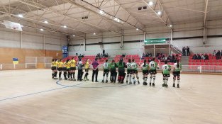 El sènior femení va perdre 2-3