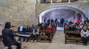Després de la missa i el concert s'ha fet un aperitiu popular