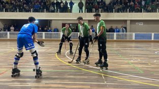 La grada figuerenca també es va omplir d'aficionats jonquerencs