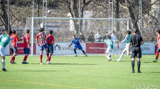 La victòria del primer equip de la UE La Jonquera, en imatges