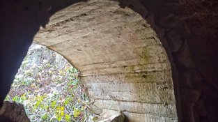 Només una de les tres construccions es manté intacta