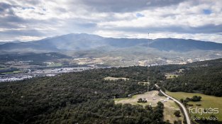 Les antenes són visibles des de quilòmetres de distància