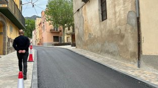 Aquesta setmana s'ha asfaltat tot el vial