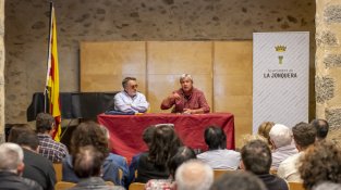Així va anar la presentació del nou llibre de Joan Budó