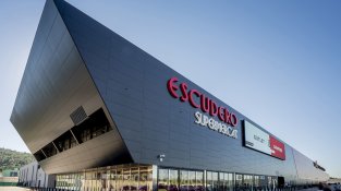 L'outlet va obrir el 16 de maig del 2013