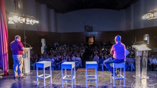 Voleu veure com va anar l'acte central de campanya de Tots per la Jonquera?